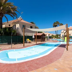 https://home2book-charming-relaxing-dplex-pool-terrace.maspalomashotels.com