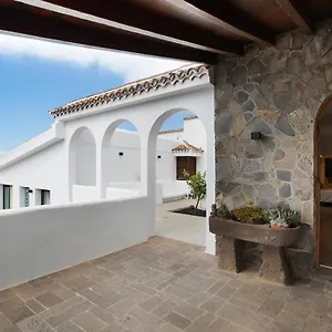 https://linaje-del-pago-castellana.adeje-hotels.com